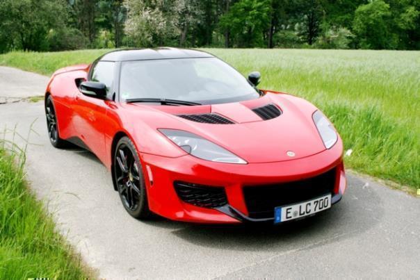 Lotus Evora 400.  Foto:Jens Riedel